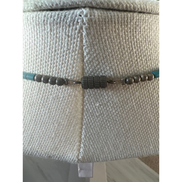 Vintage Howlite Turquoise Beaded Necklace - Picture 4 of 5